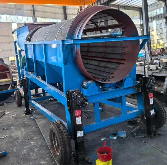 Mobile Trommel screen machine